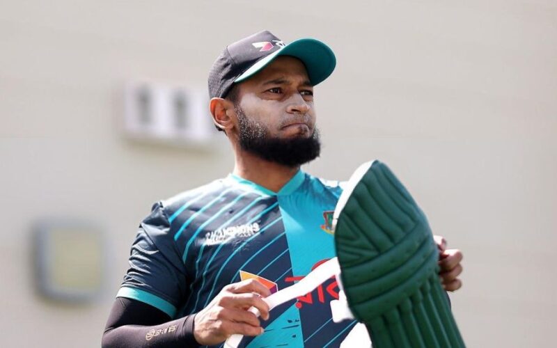 পিচ নিয়ে মুশফিকের রহস্যময় পোস্ট