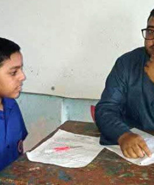মঠবাড়িয়ায় প্রধান শিক্ষকের বিরুদ্ধে দুর্নীতির অভিযোগ