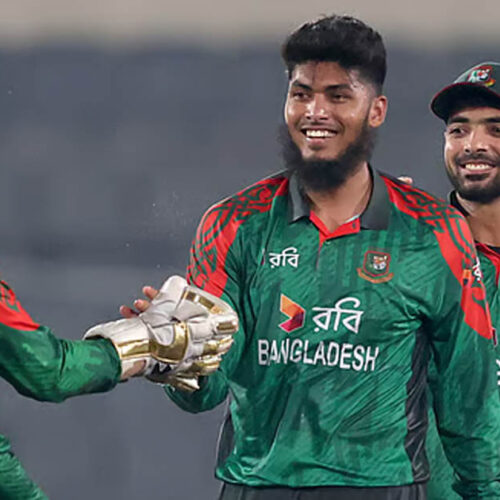 রিশাদের হাত ধরে ঘুরে দাঁড়ানো জয়