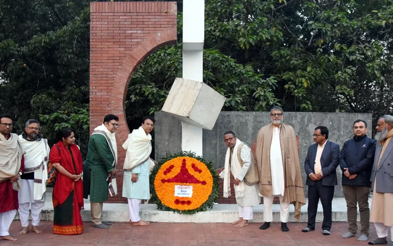 খুবিতে যথাযথ মর্যাদা ও ভাবগাম্ভীর্যে মহান বিজয় দিবস উদযাপিত