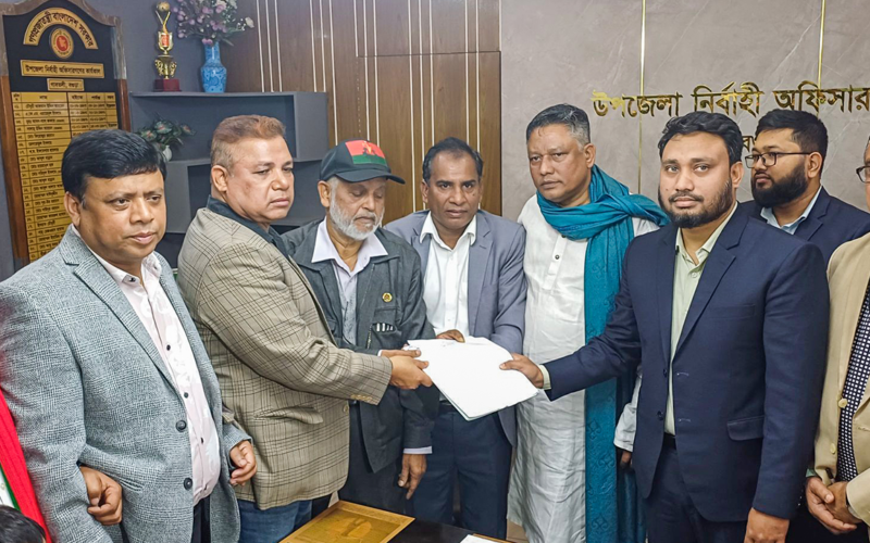 বগুড়া-৭ আসনে খালেদা জিয়ার পক্ষে মনোনয়নপত্র উত্তোলন