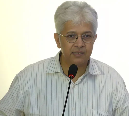 প্রধানমন্ত্রীর বাসভবন নিশ্চিত না হলেও, মন্ত্রী-প্রতিমন্ত্রীদের ৩৭ বাসা প্রস্তুত: উপদেষ্টা আদিলুর