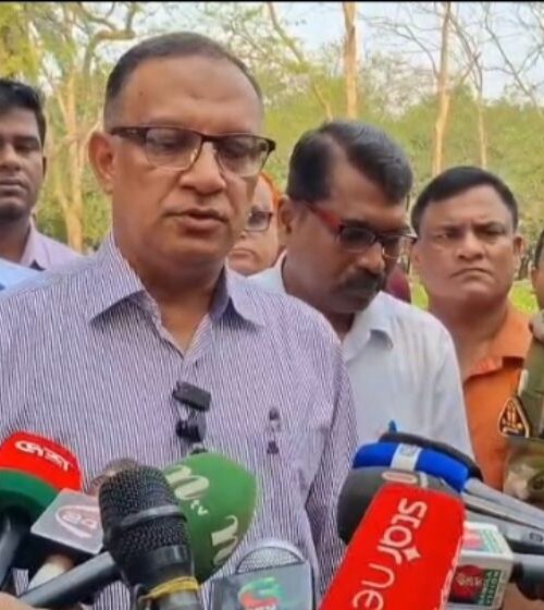 বন্ধ পাটকলগুলো ইজারার মাধ্যমে পুনরায় চালু কর‍তে চাই: পাট প্রতিমন্ত্রী